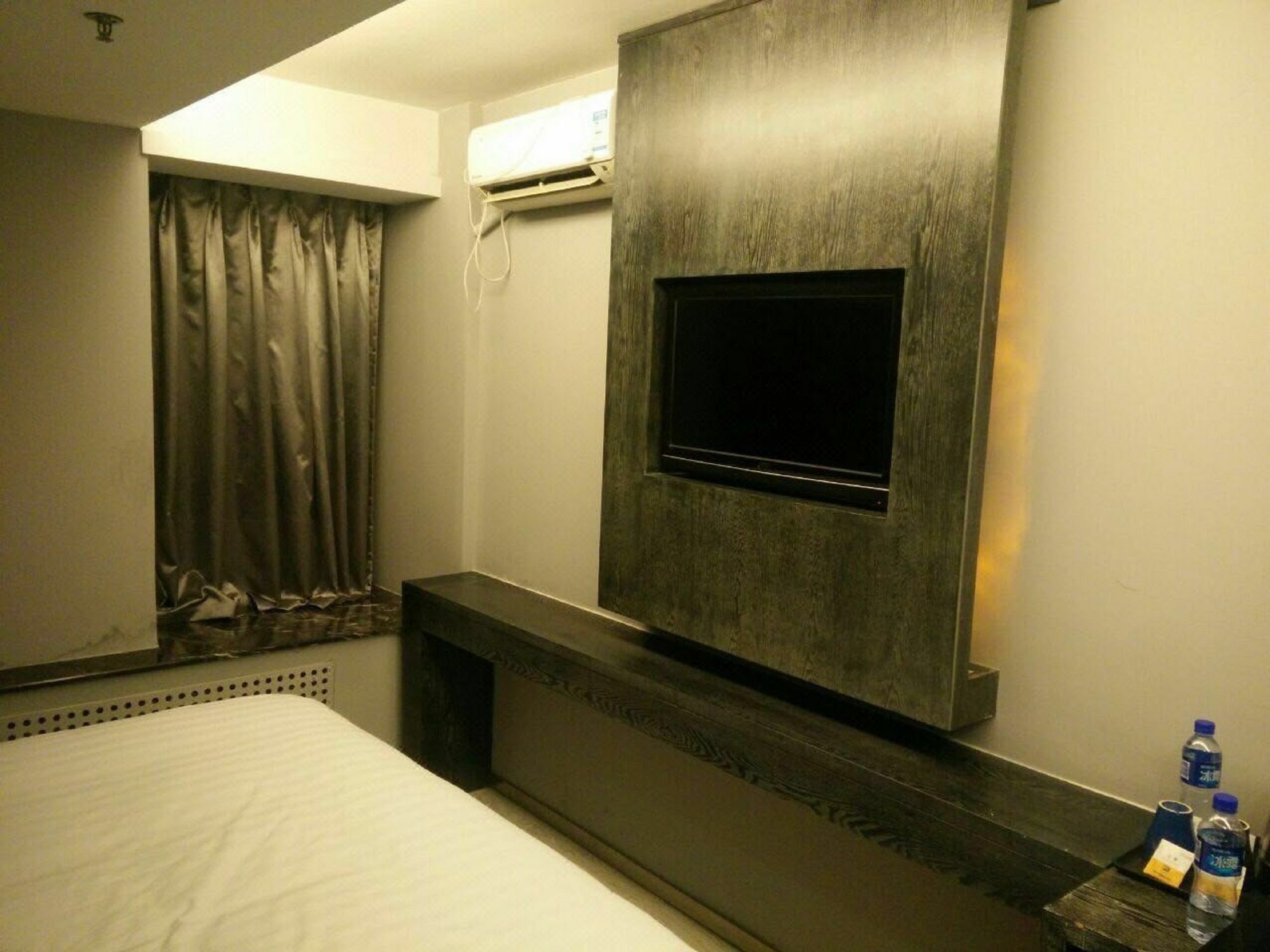 Fx Hotel Zhongguancun Pechino Esterno foto